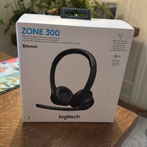 Logitech Zone 300 wirelesss bluetooth headset